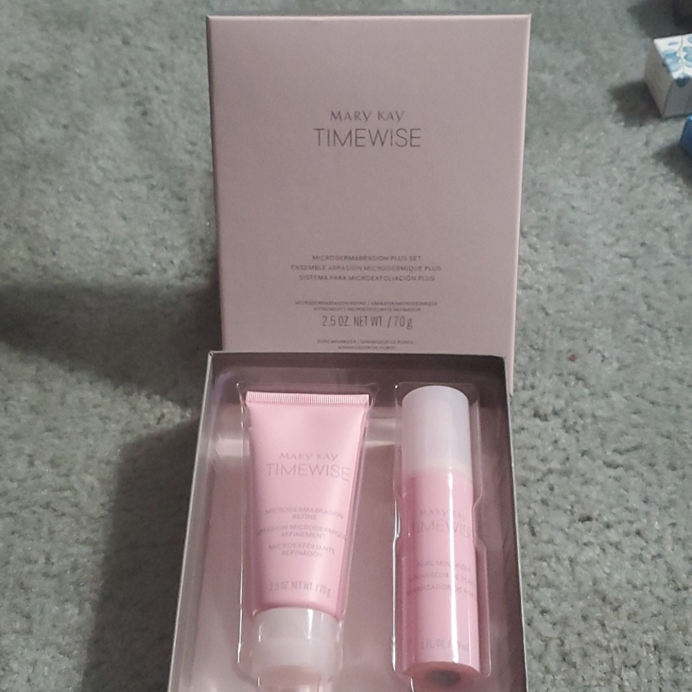 💕NIB TimeWise Microdermabrasion Plus Set💕